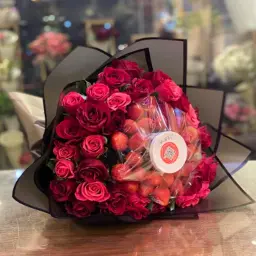 Red Rose with Nutella & Strawberries
